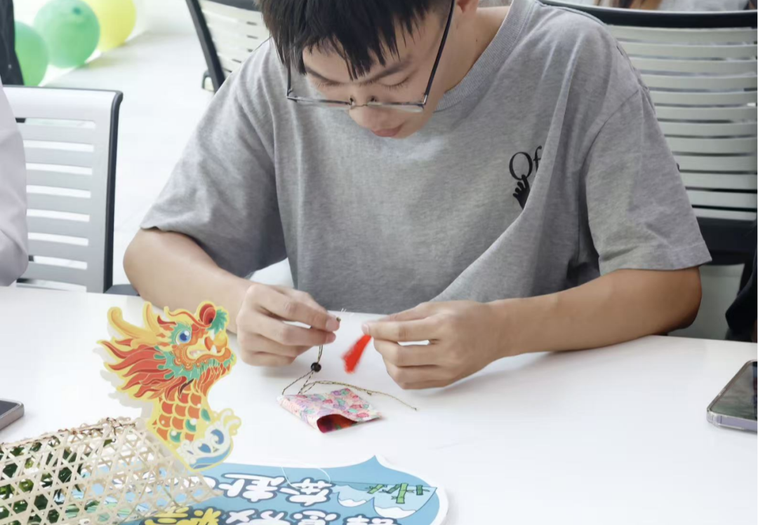 图片 图片